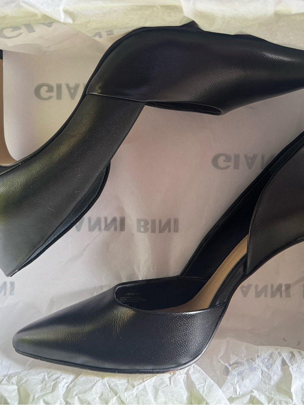 Gianni Bini Venicia Black Heels (Smoke Free) - Picture 3 of 6